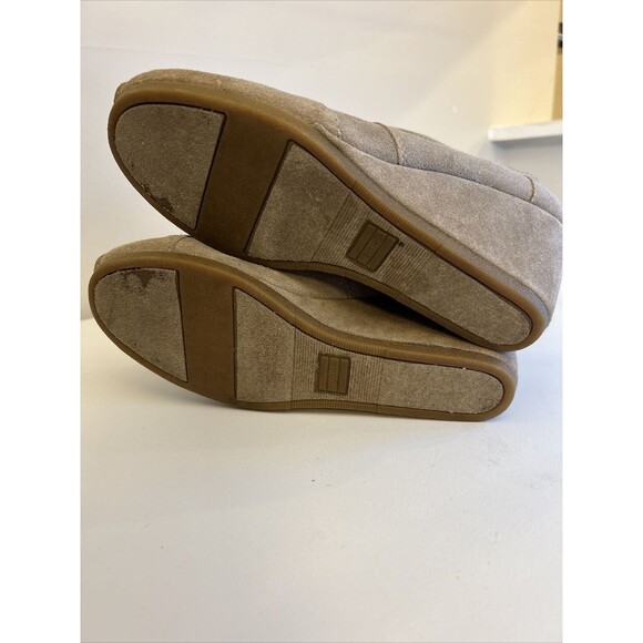 TOMS Taupe Suede Women's Desert Wedged Heel Shoes  Size 7.5 Tan - Picture 10 of 10